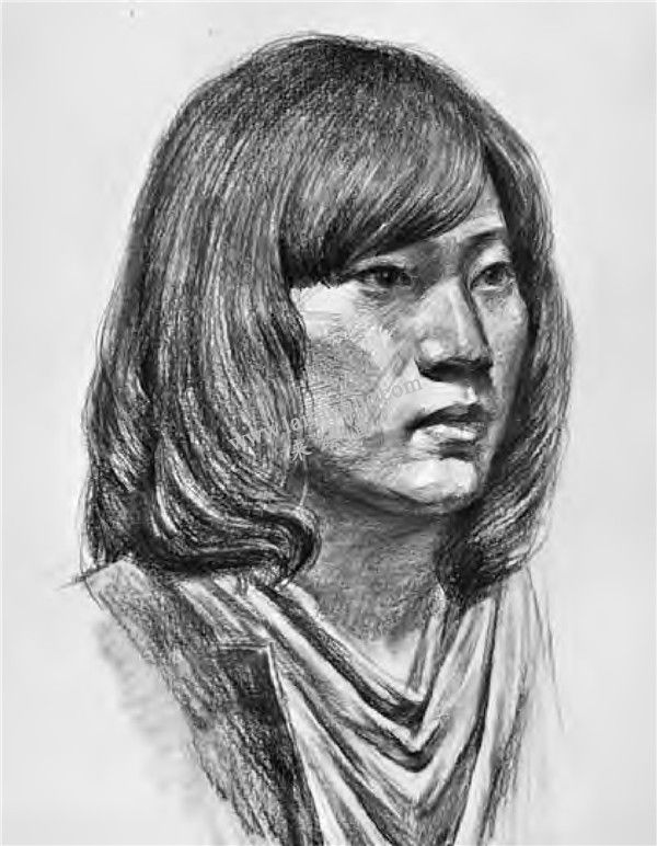 女性素描頭像寫生畫法 步驟四
