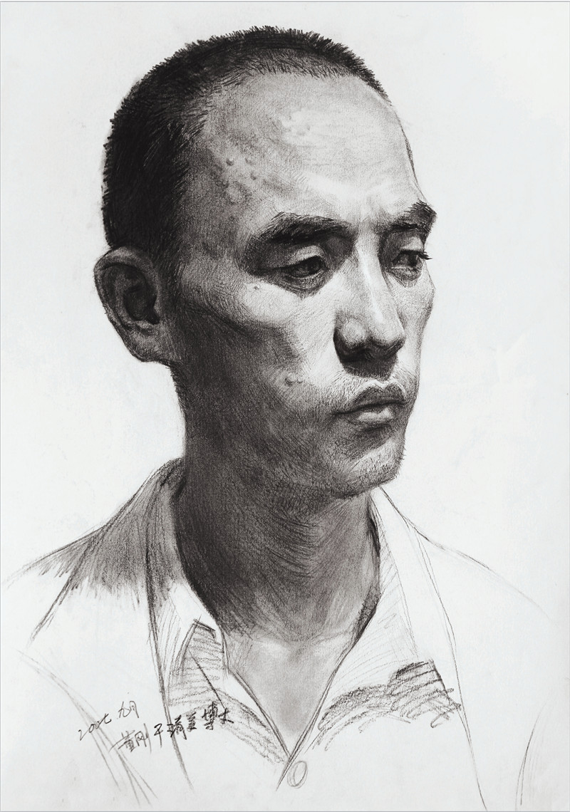 素描短發(fā)男青年頭像的繪畫步驟