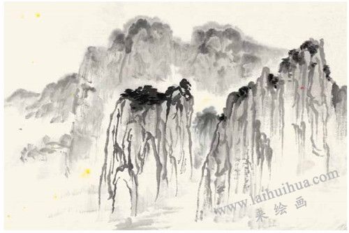 連綿的山巒國畫畫法 步驟四