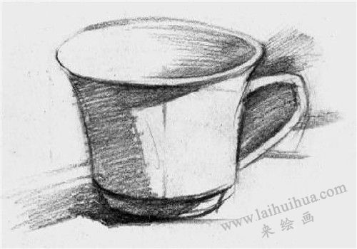 白瓷帶花茶杯素描畫法步驟 三