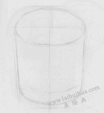 玻璃杯素描畫法步驟02