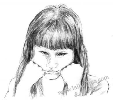 委屈的女孩素描畫法步驟07