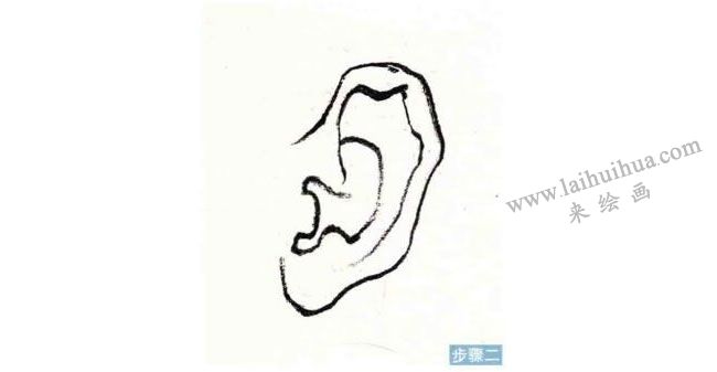 人物耳朵速寫刻畫步驟02