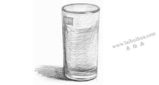 喝水的杯子素描畫法步驟02