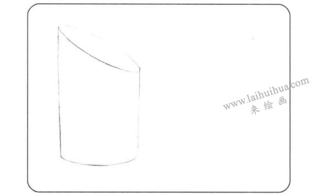 斜面圓柱體兒童創(chuàng)意素描畫法步驟01