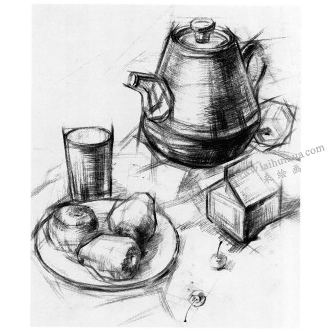 結(jié)構(gòu)素描的寫生步驟范例（電熱水壺、玻璃杯、瓷盤、水果）步驟二
