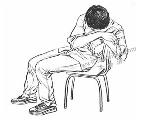 坐姿男青年速寫線面結(jié)合法作畫步驟06