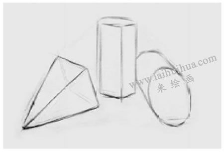 三個幾何形體組合（四棱錐、六棱柱和圓柱體）素描步驟圖示02