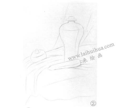 罐子、胡蘿卜和洋蔥組合素描畫法步驟02