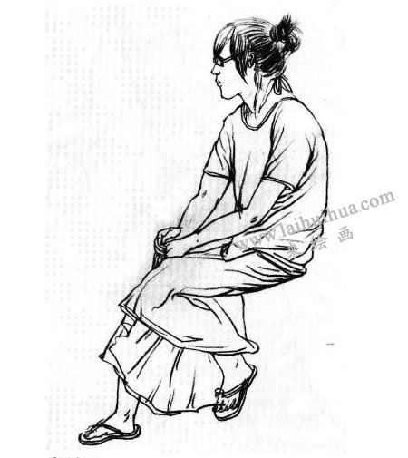 女性坐姿速寫作畫步驟05