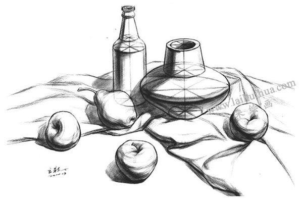 陶罐、酒瓶與水果的結(jié)構(gòu)素描表現(xiàn)步驟04