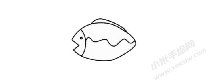 草魚(yú)簡(jiǎn)筆畫(huà)創(chuàng)作步驟02.jpg