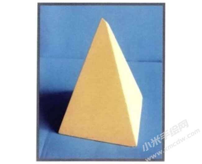 石膏上的藝術少兒美術趣味創(chuàng)意步驟01.jpg