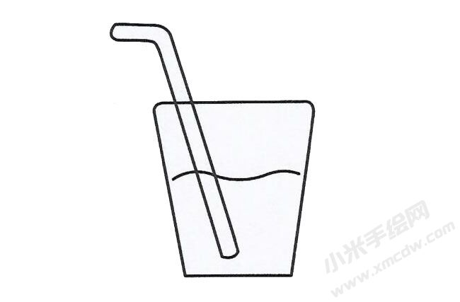 飲料簡筆畫繪制步驟圖示02.jpg