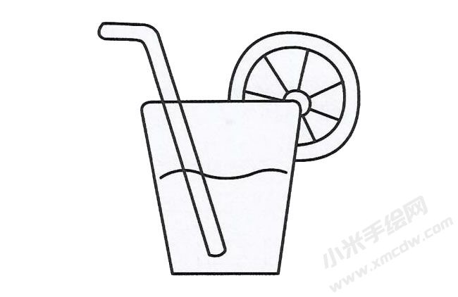 飲料簡筆畫繪制步驟圖示03.jpg