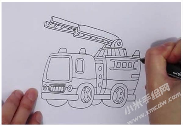 消防車簡(jiǎn)筆畫圖示.jpg
